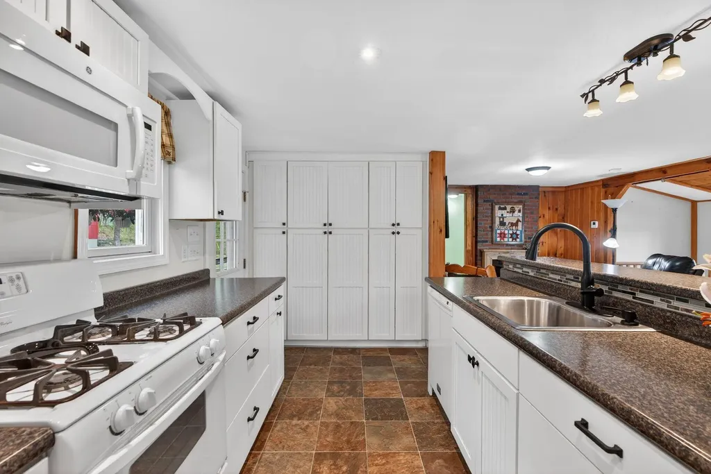 110 Pickerel Pond Road Limerick ME 04048