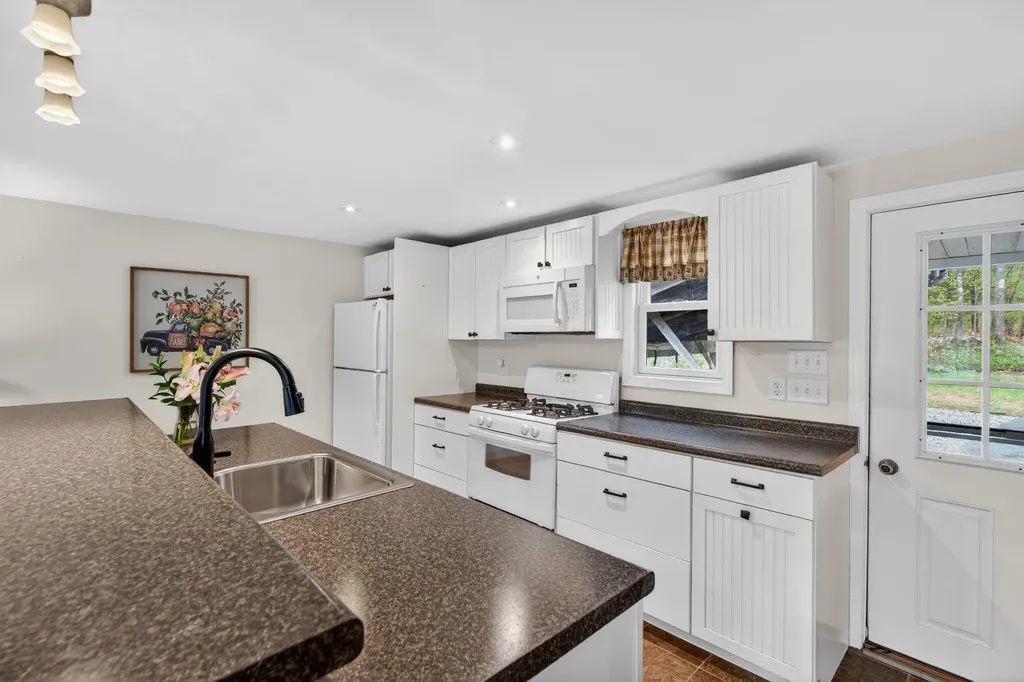 110 Pickerel Pond Road Limerick ME 04048