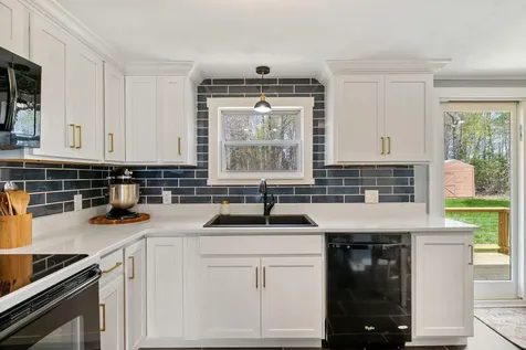 569 Benton Road Albion ME 04910