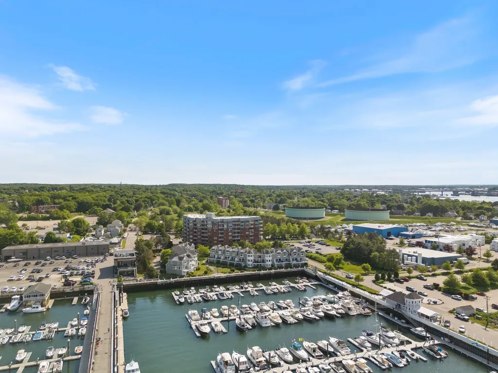 148 Breakwater Drive South Portland ME 04106