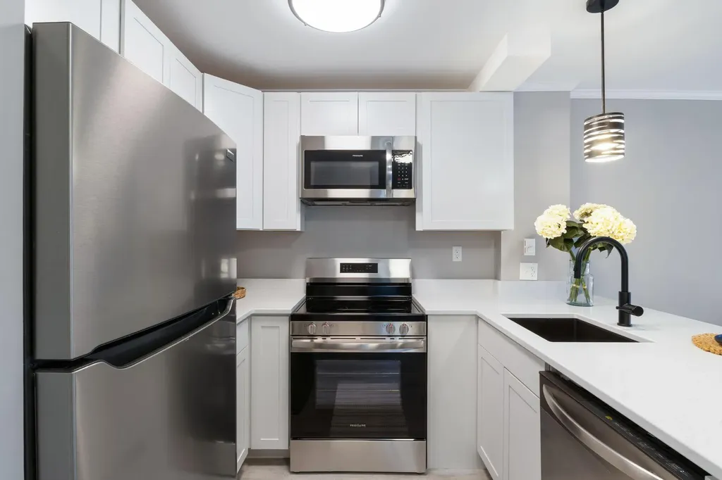 148 Breakwater Drive South Portland ME 04106