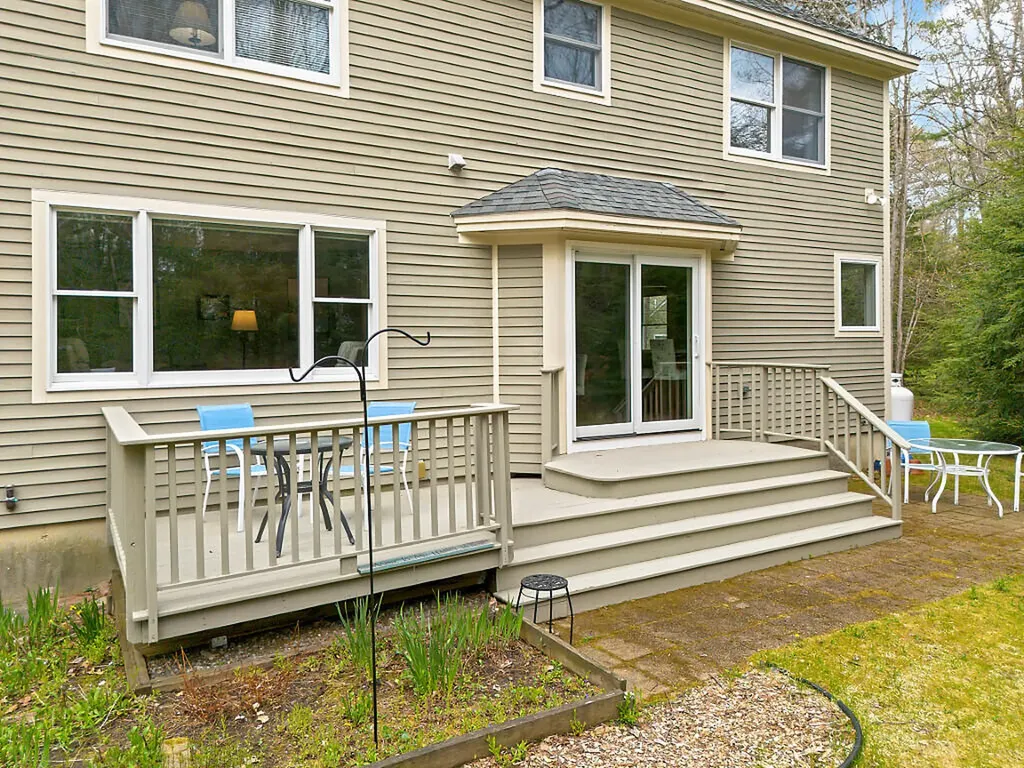 13 Baxter Lane Brunswick ME 04011