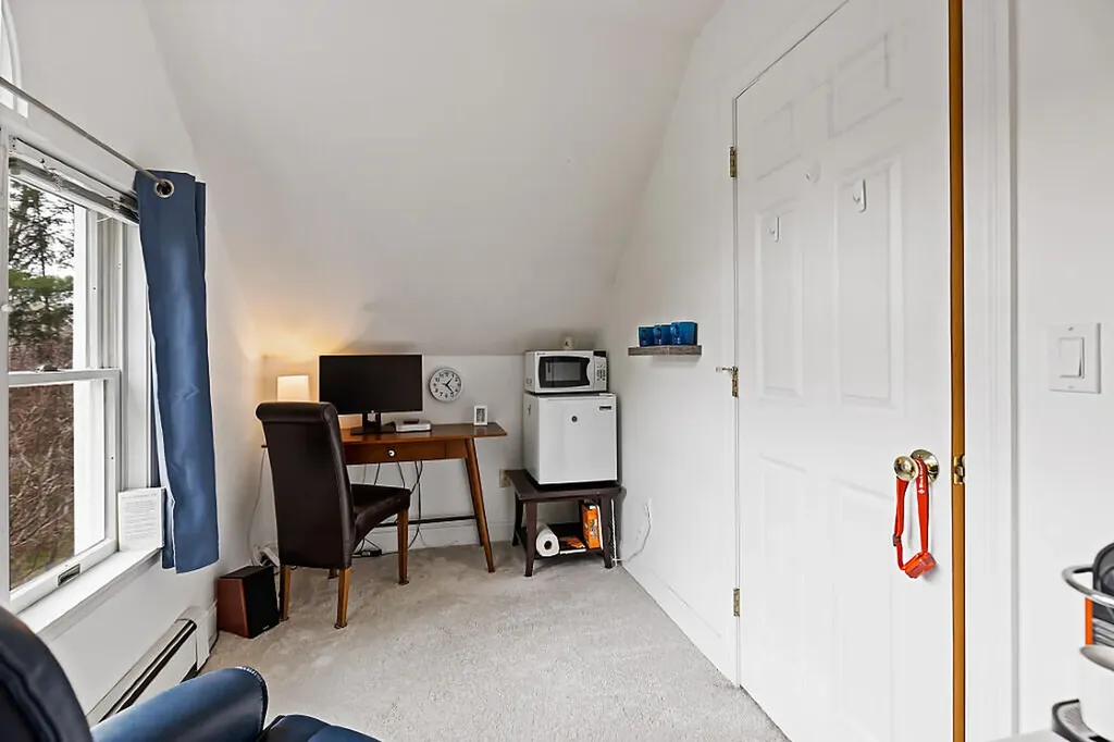 13 Baxter Lane Brunswick ME 04011
