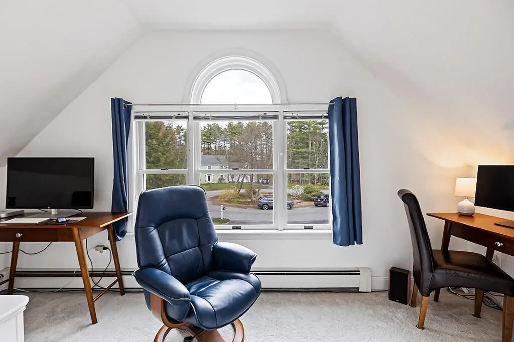13 Baxter Lane Brunswick ME 04011