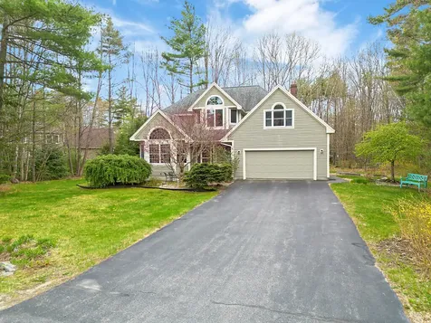 13 Baxter Lane Brunswick ME 04011