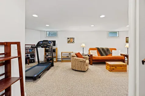 13 Baxter Lane Brunswick ME 04011