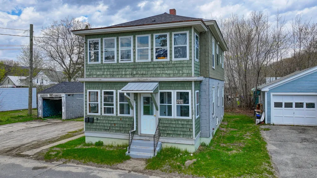 12 Brown Street Mexico ME 04257