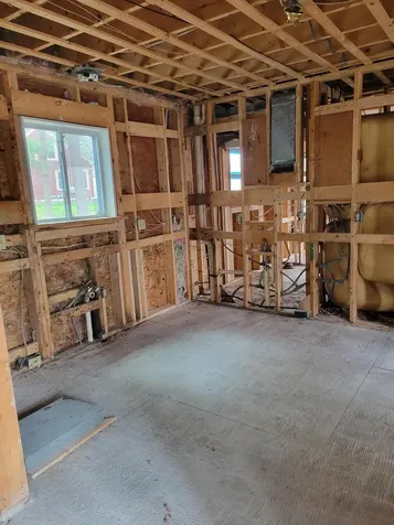 187 W Main Street Searsport ME 04974