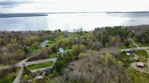 187 W Main Street Searsport ME 04974