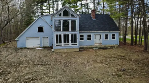 187 W Main Street Searsport ME 04974