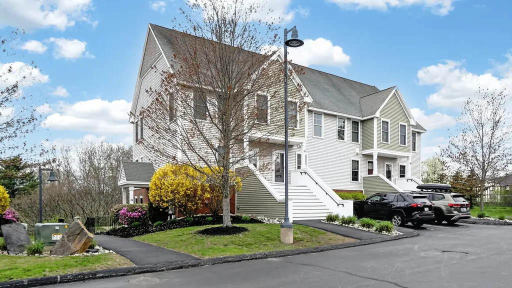 South Portland ME, 26 Cormorant Place, Unit 26