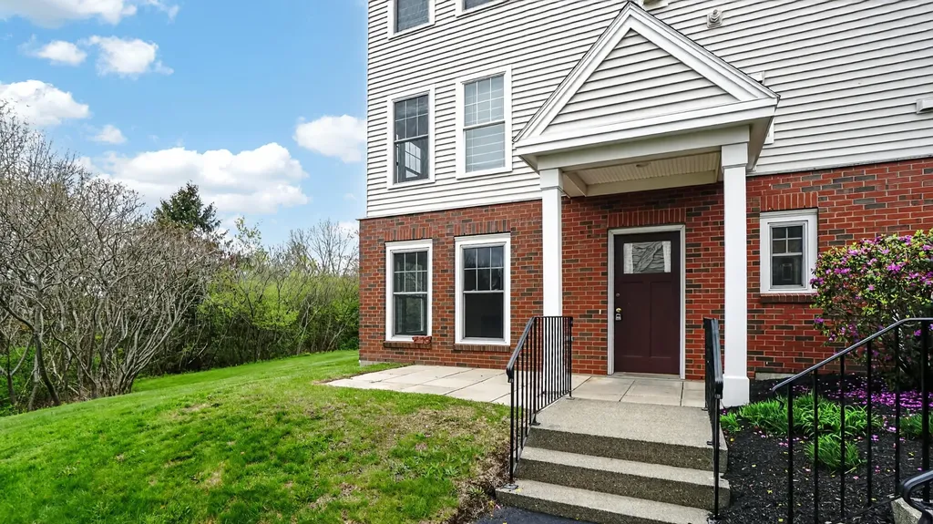 26 Cormorant Place South Portland ME 04106