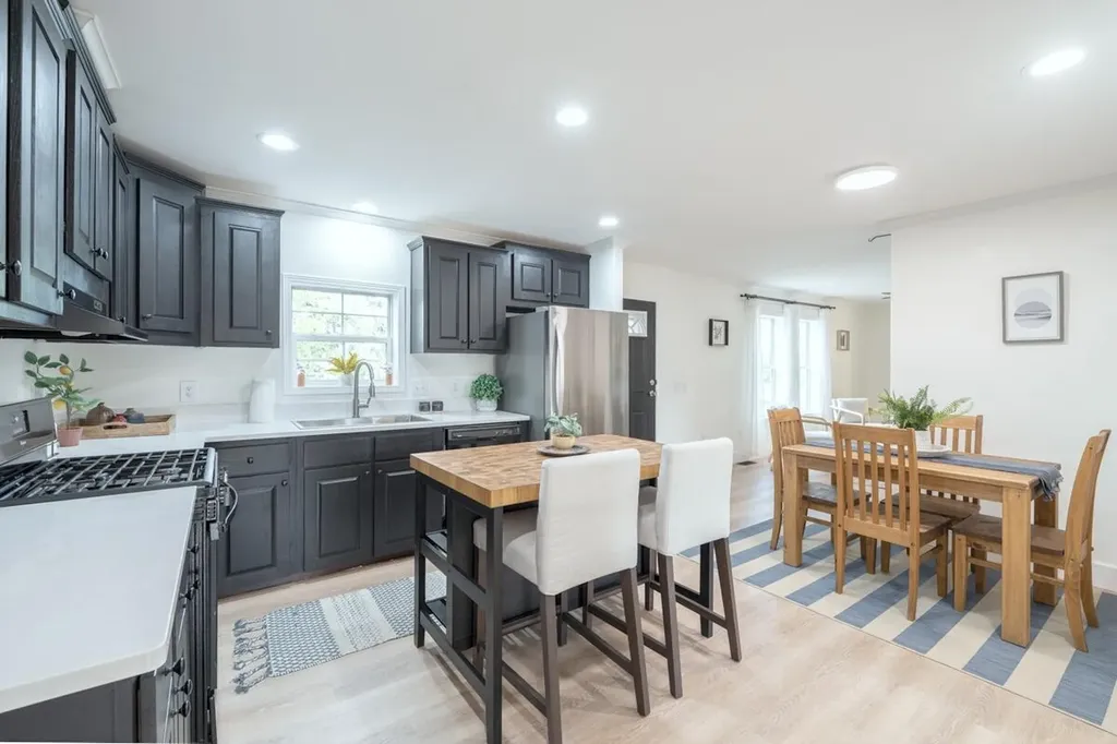 7 Davis Street Brunswick ME 04011