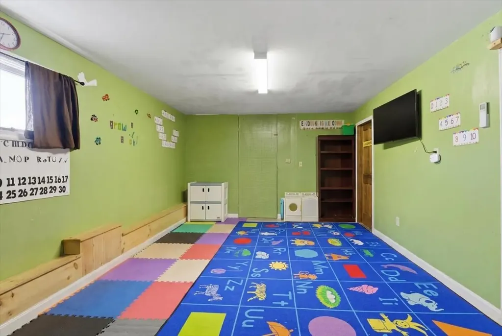 37 Stevens Street Lewiston ME 04240