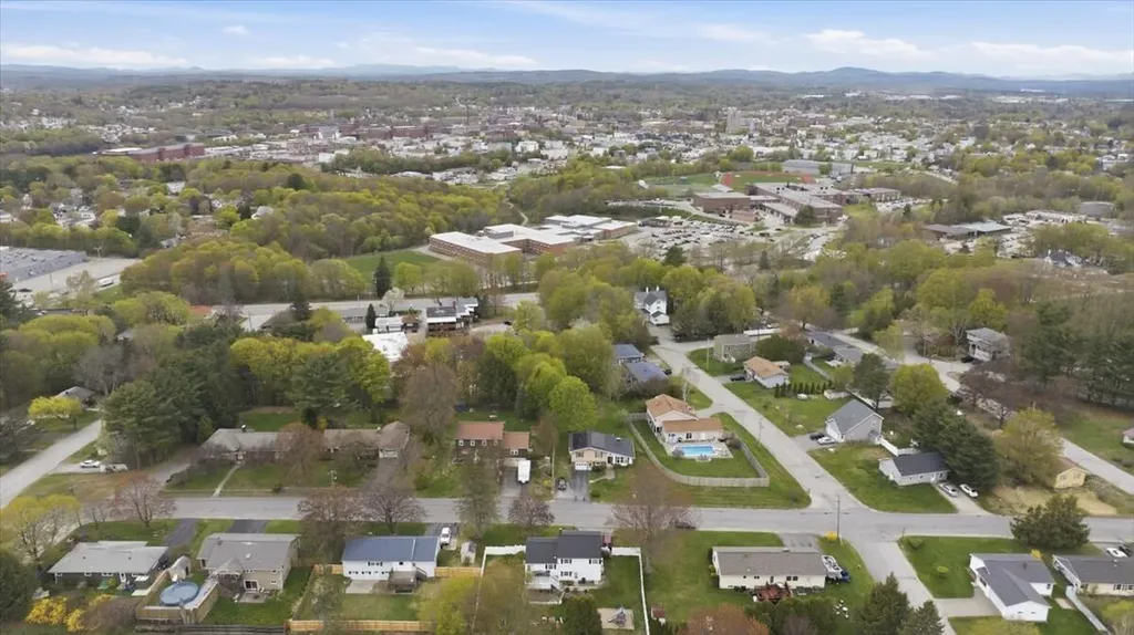 37 Stevens Street Lewiston ME 04240