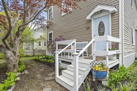 17 Elizabeth Street Portland ME 04108