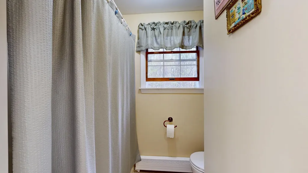 38 Pamela Drive Winthrop ME 04364