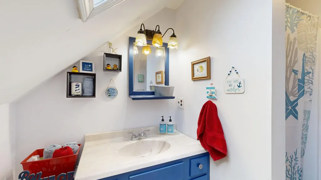38 Pamela Drive Winthrop ME 04364