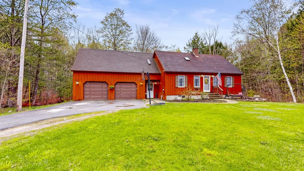 38 Pamela Drive Winthrop ME 04364