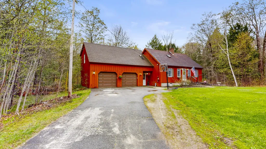 38 Pamela Drive Winthrop ME 04364