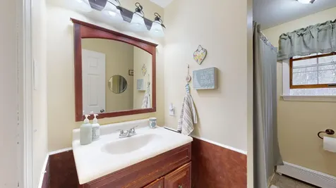 38 Pamela Drive Winthrop ME 04364