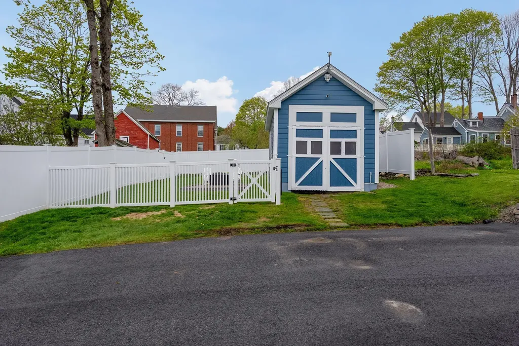 394 Washington Street Bath ME 04530