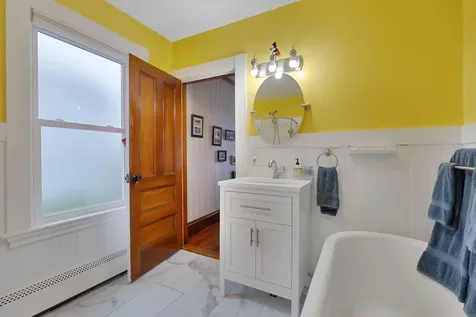 394 Washington Street Bath ME 04530