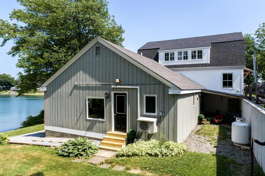 3 Mckinney Road Harpswell ME 04079