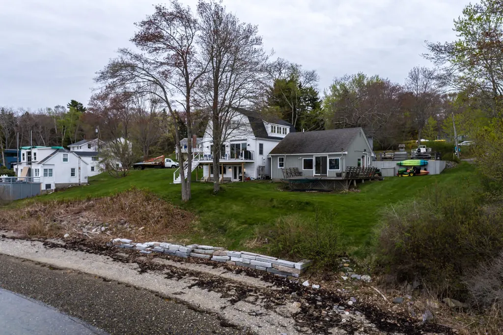 3 Mckinney Road Harpswell ME 04079