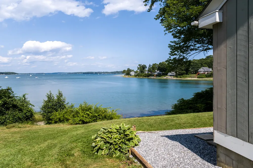 3 Mckinney Road Harpswell ME 04079