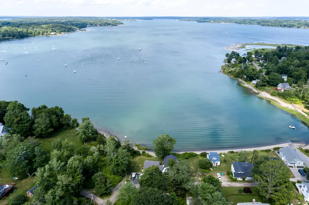 3 Mckinney Road Harpswell ME 04079