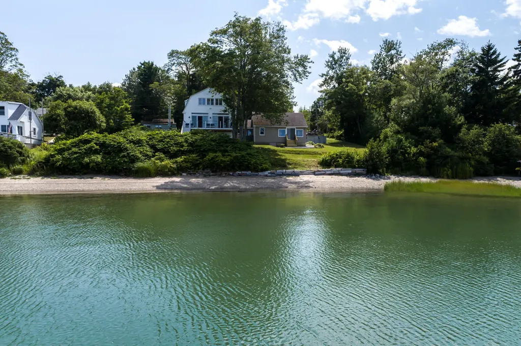 3 Mckinney Road Harpswell ME 04079