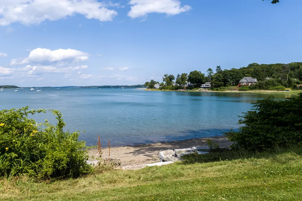 3 Mckinney Road Harpswell ME 04079