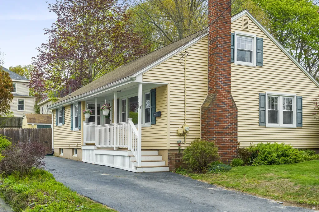 128 S Richland Street South Portland ME 04106