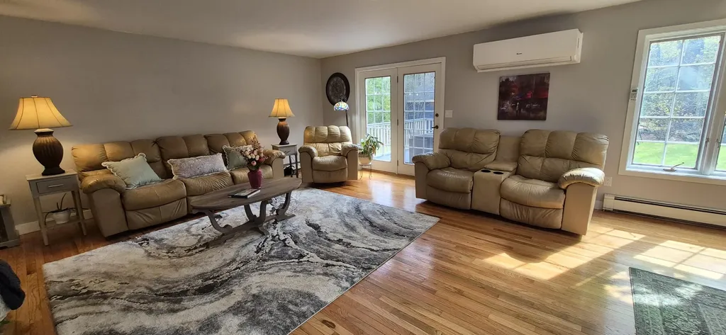 39 Stoneham Drive West Gardiner ME 04345