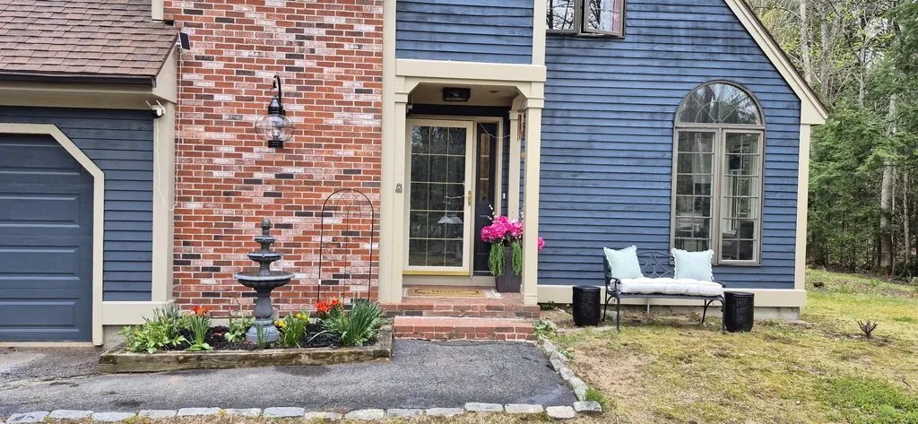 39 Stoneham Drive West Gardiner ME 04345
