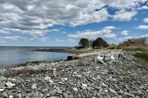 5 Wavecrest Circle York ME 03909