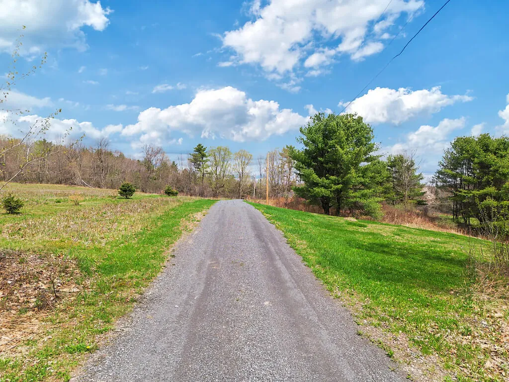 602 Hussey Hill Road Vassalboro ME 04989