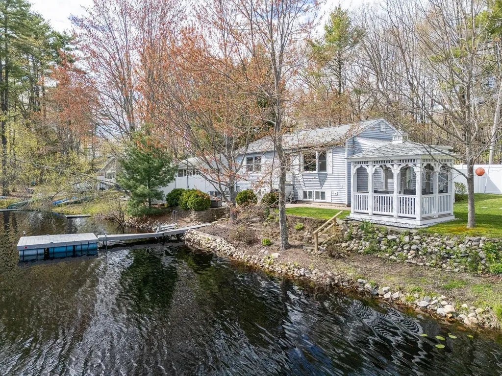 296 Wadleigh Pond Road Lyman ME 04002