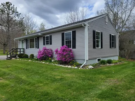 4 Bayview Street Searsport ME 04974
