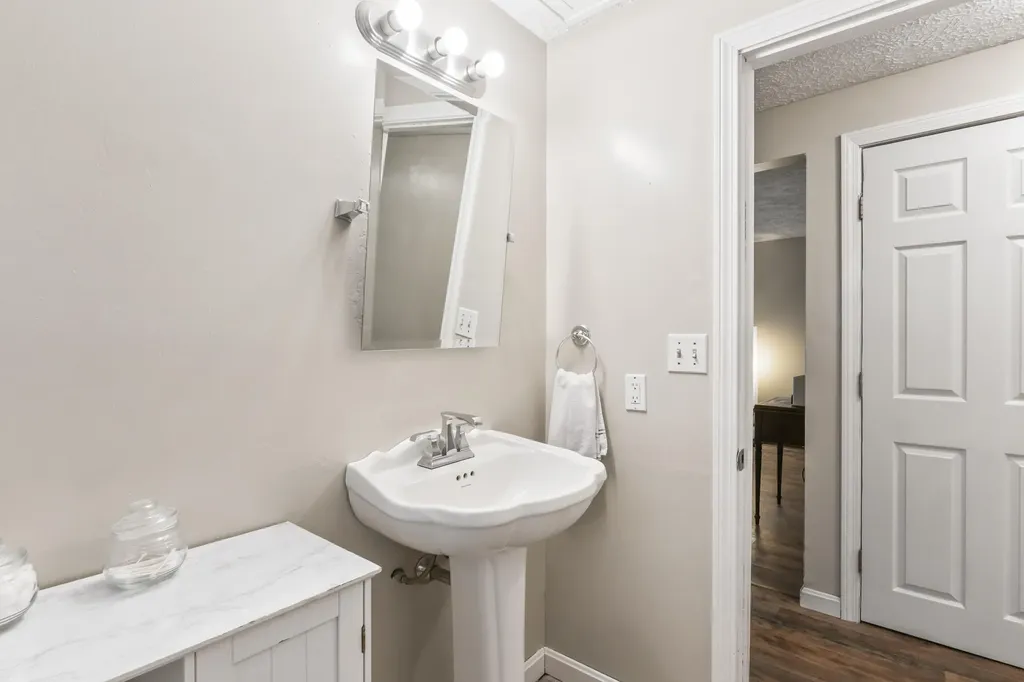 35 Buttonwood Road South Berwick ME 03908