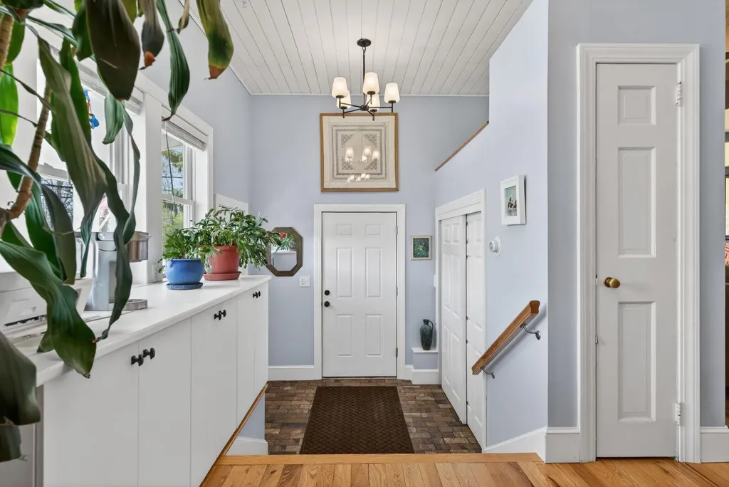 418 Bridge Street Westbrook ME 04092
