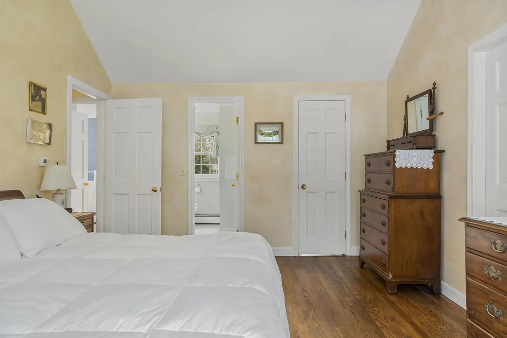98 Harborview Drive Yarmouth ME 04096