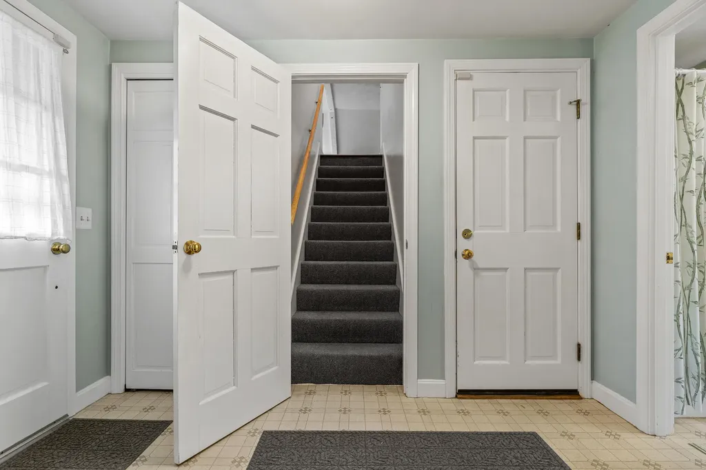 98 Harborview Drive Yarmouth ME 04096