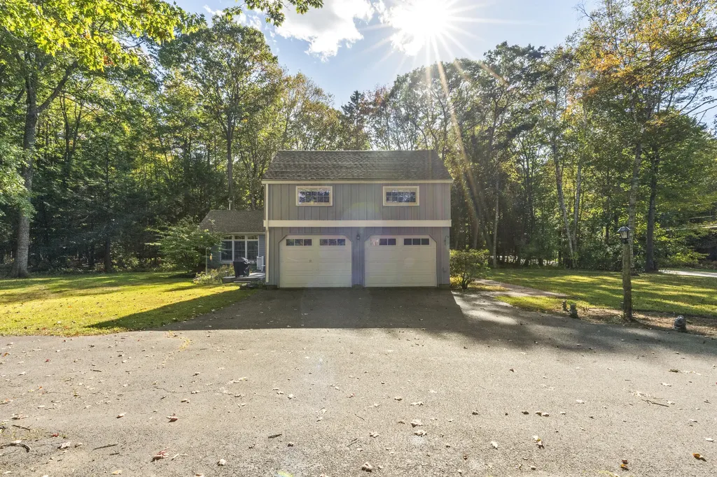 98 Harborview Drive Yarmouth ME 04096