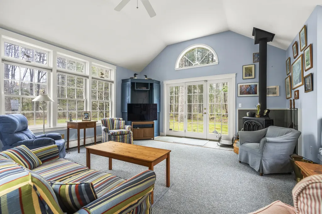 98 Harborview Drive Yarmouth ME 04096