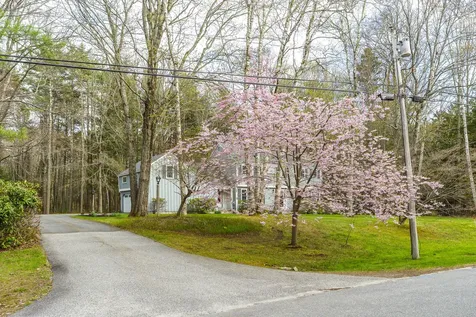 98 Harborview Drive Yarmouth ME 04096