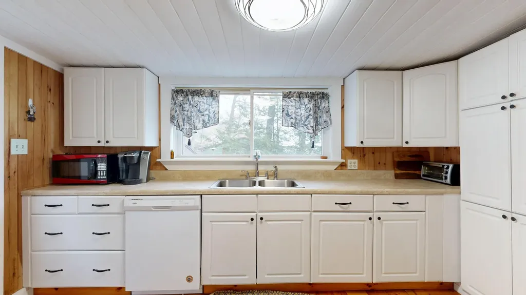 105 Martins Point Road Greene ME 04236