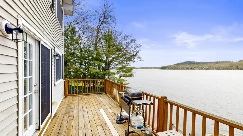 105 Martins Point Road Greene ME 04236