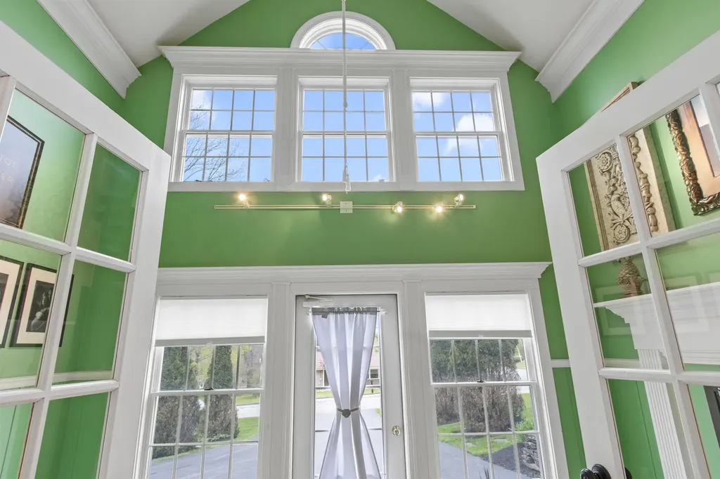 11 Sunset Avenue Lisbon ME 04252